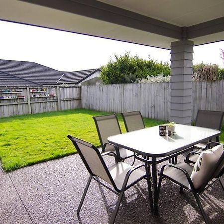House In Hamilton Villa Екстериор снимка