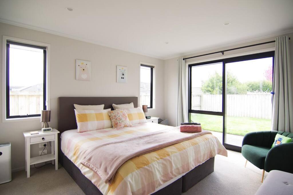House In Hamilton Villa Екстериор снимка