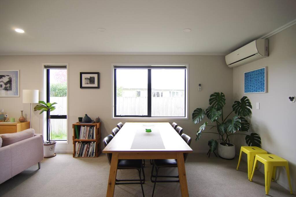 House In Hamilton Villa Екстериор снимка